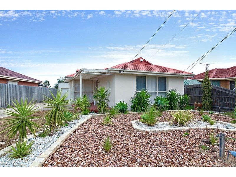 23 Tasman Avenue, Deer Park VIC 3023