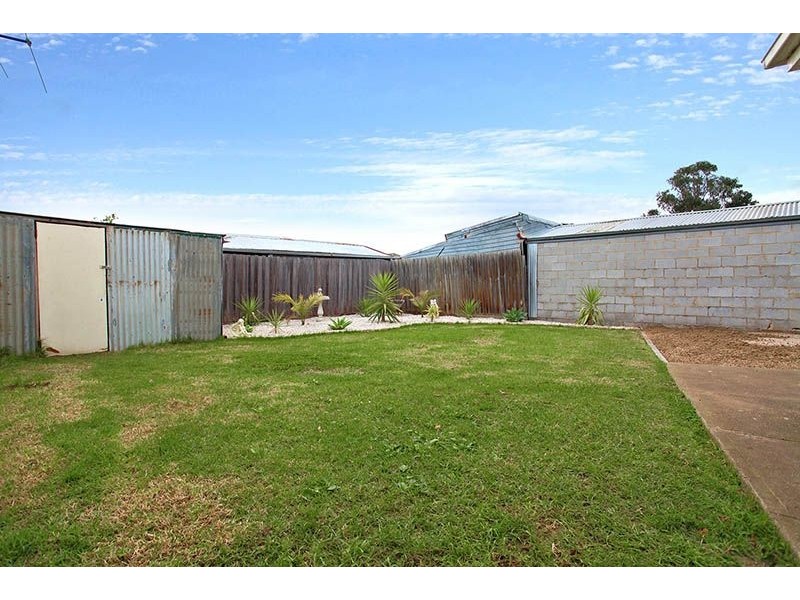 23 Tasman Avenue, Deer Park VIC 3023