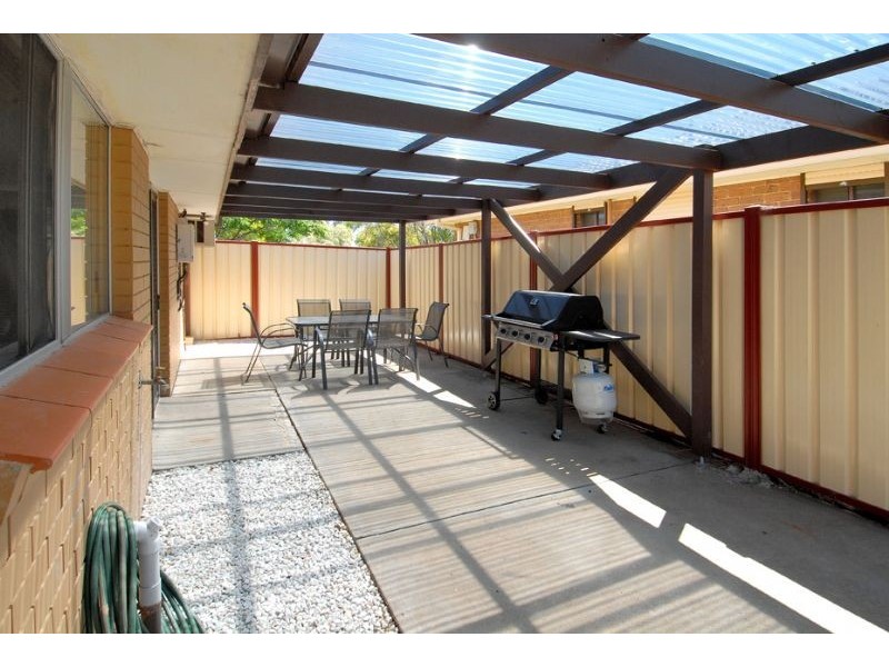 2 Bracknell Place, Deer Park VIC 3023