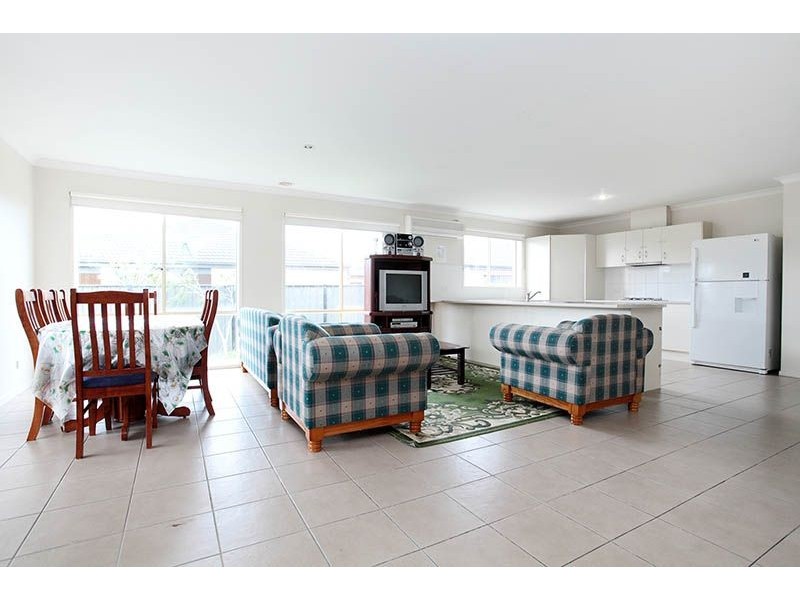 19 Taunton Grove, Derrimut VIC 3030