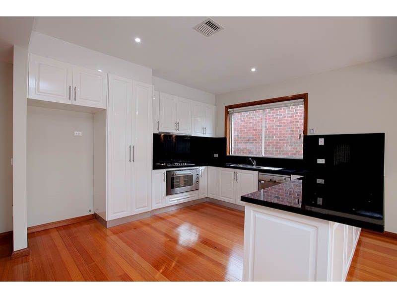 29 Lynne Maree Avenue, Cairnlea VIC 3023