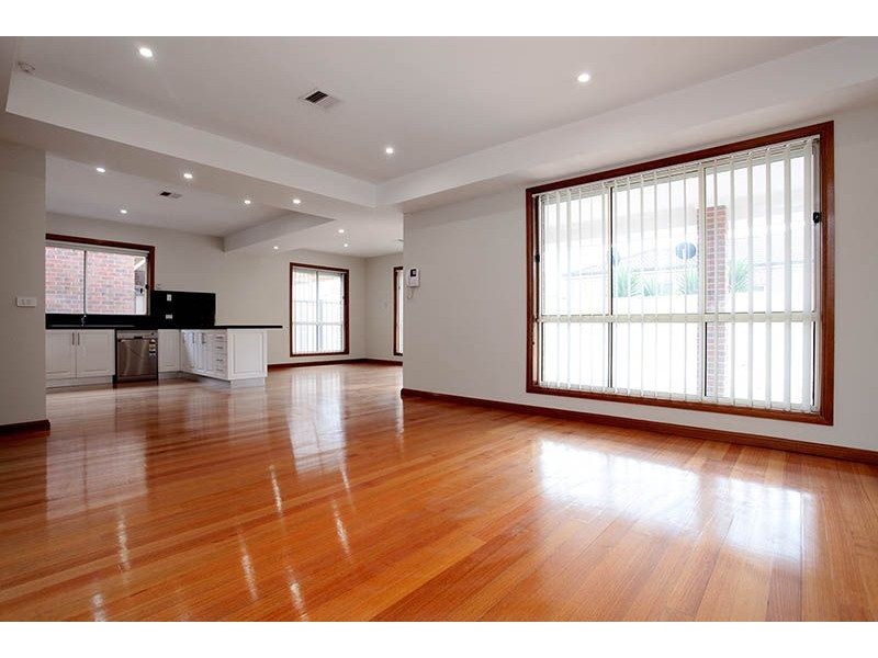 29 Lynne Maree Avenue, Cairnlea VIC 3023