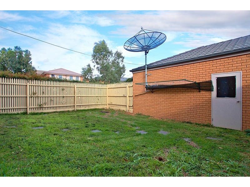 16 Buckhaven Street, Deer Park VIC 3023
