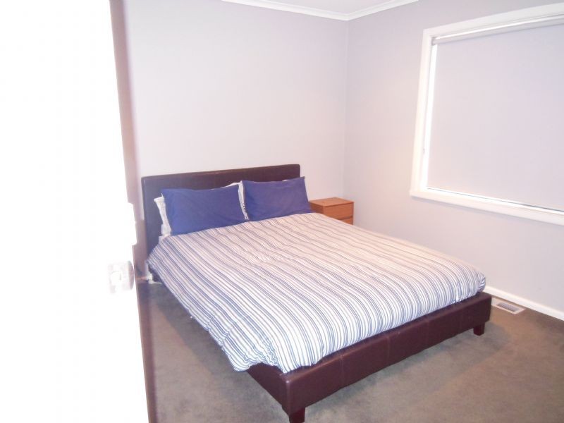 11 Throsby Crescent, Deer Park VIC 3023