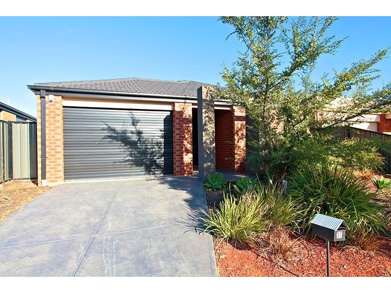 37 Manderston Avenue, Derrimut VIC 3030