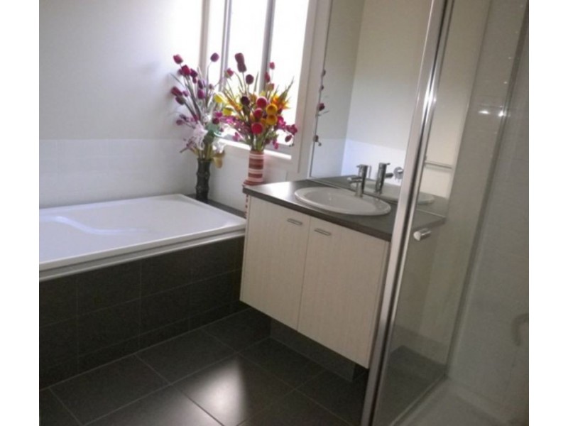 2 Brenda Mews, Derrimut VIC 3030