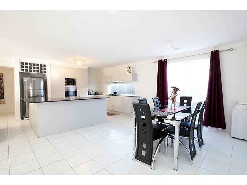 38 Jonah Parade, Deer Park VIC 3023