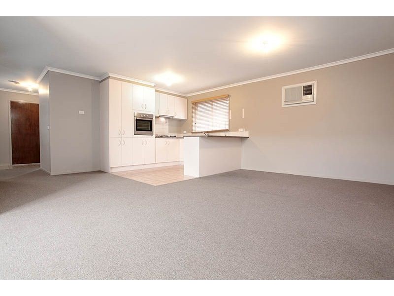 120 Robinsons Road, Deer Park VIC 3023