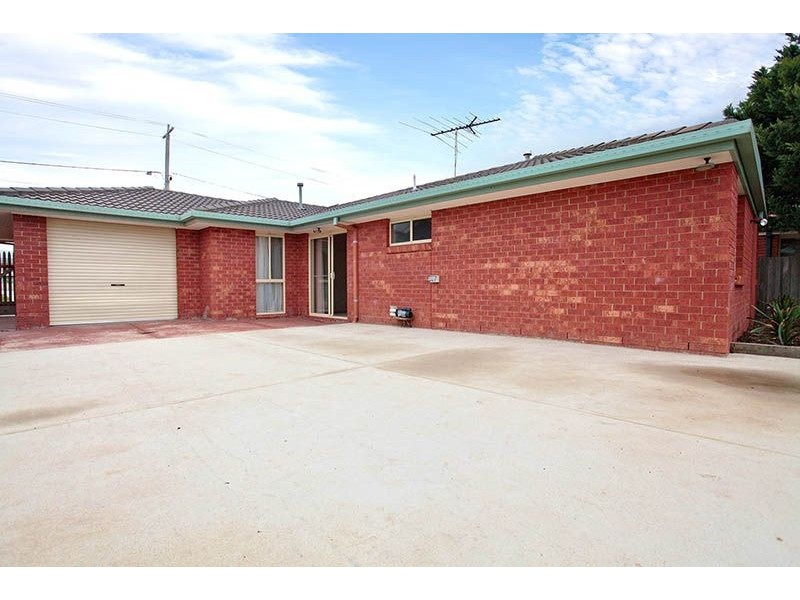 120 Robinsons Road, Deer Park VIC 3023