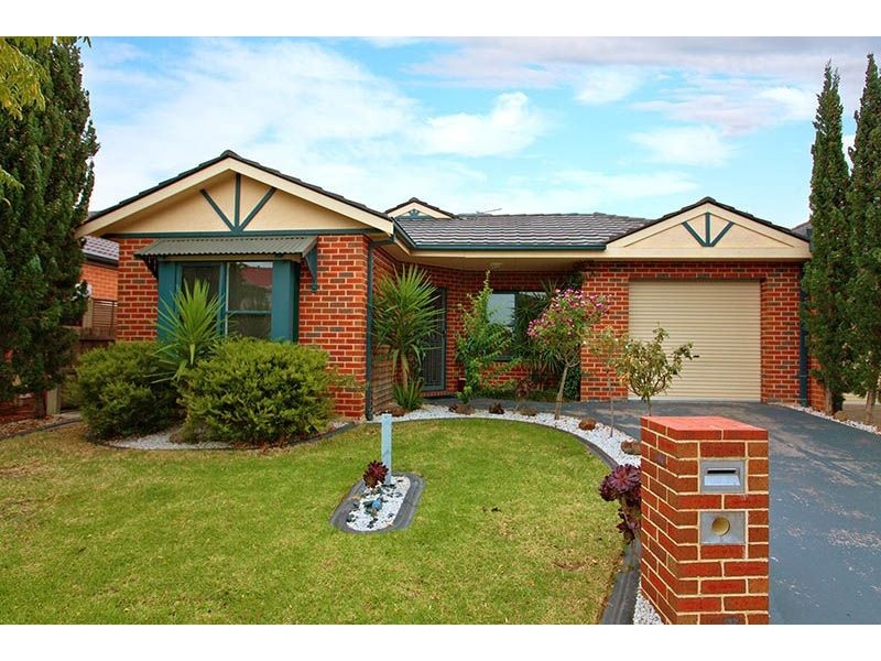 4 Treemont Court, Cairnlea VIC 3023