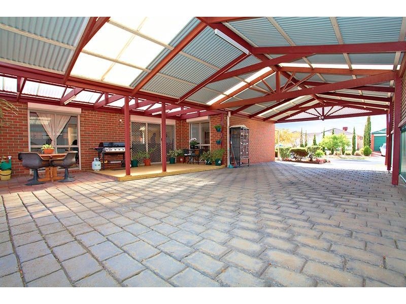 36 Perkins Grove, Burnside VIC 3023