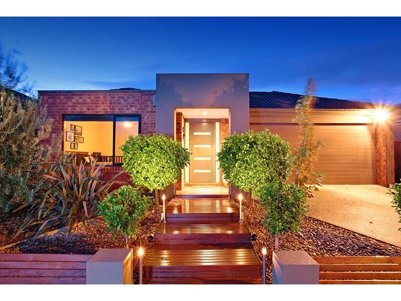 19 Bowmont Drive, Derrimut VIC 3030