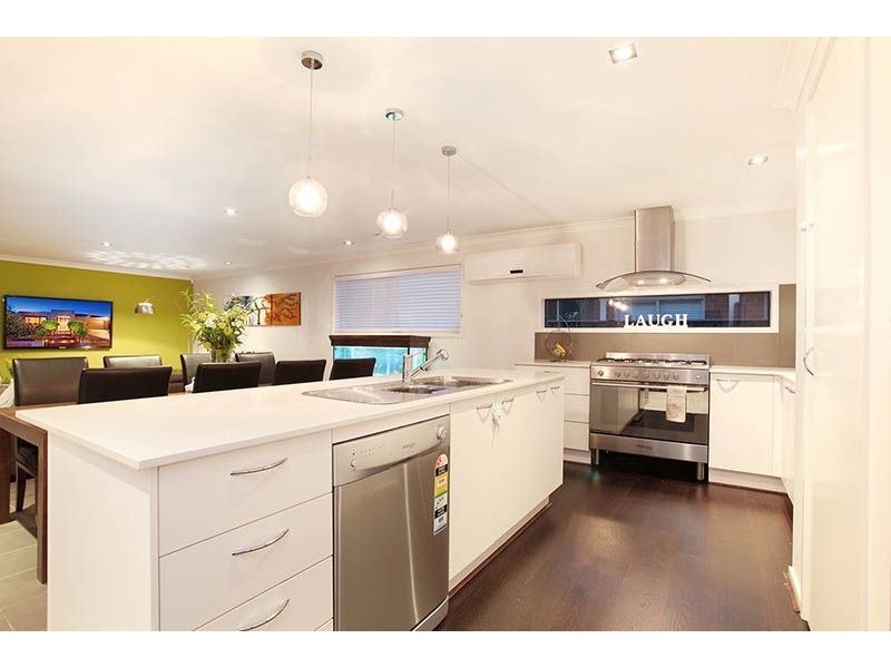 19 Bowmont Drive, Derrimut VIC 3030