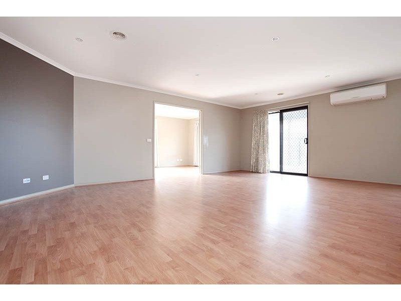 4 Lincoln Drive, Derrimut VIC 3030