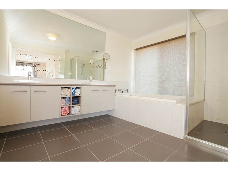 23 Bothwell Green, Derrimut VIC 3030