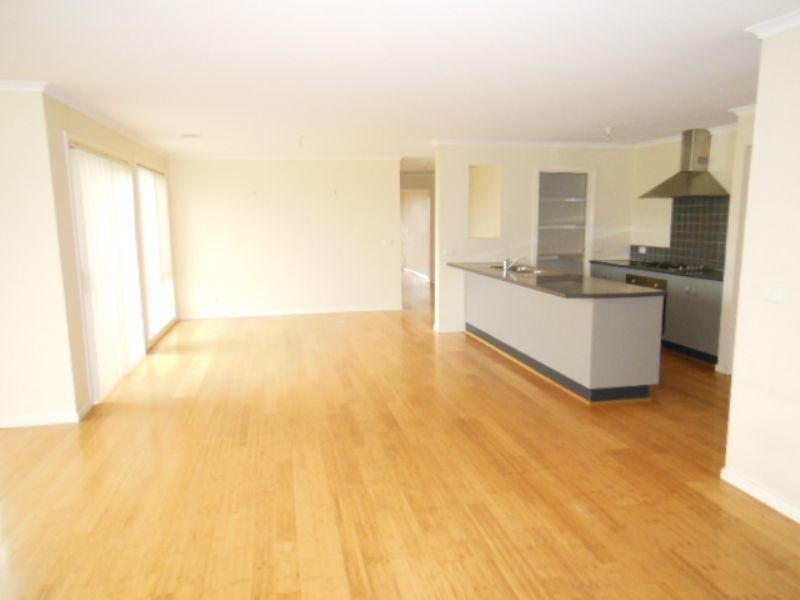 8 Edinburgh Way, Derrimut VIC 3030