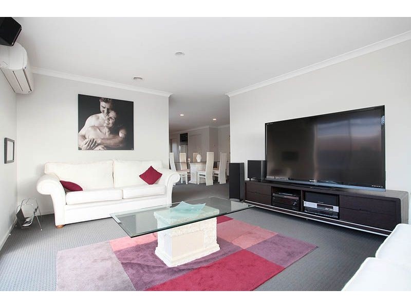 18 Exeter Avenue, Derrimut VIC 3030