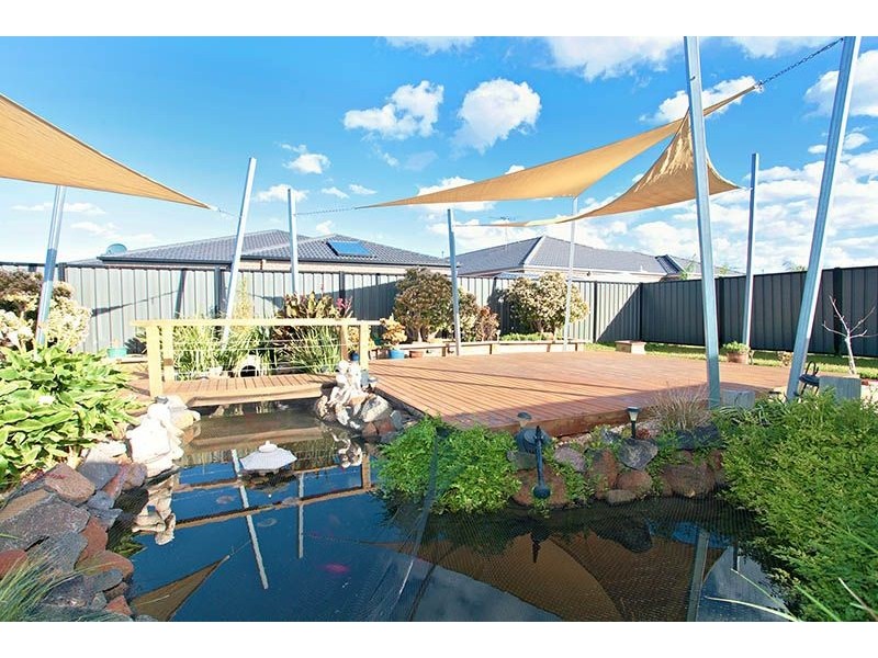 11 Manderston Avenue, Derrimut VIC 3030