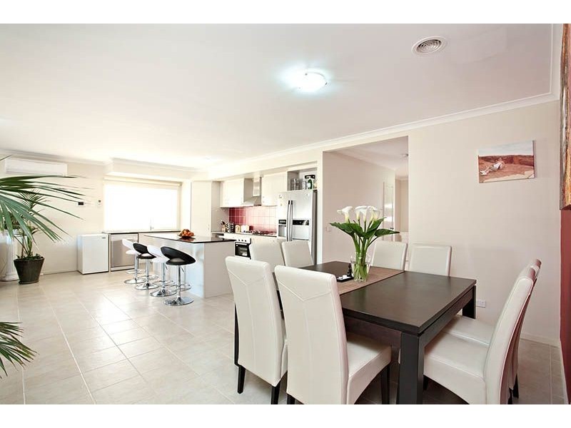 11 Manderston Avenue, Derrimut VIC 3030