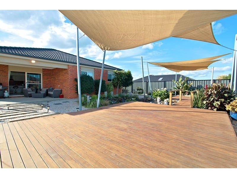 11 Manderston Avenue, Derrimut VIC 3030