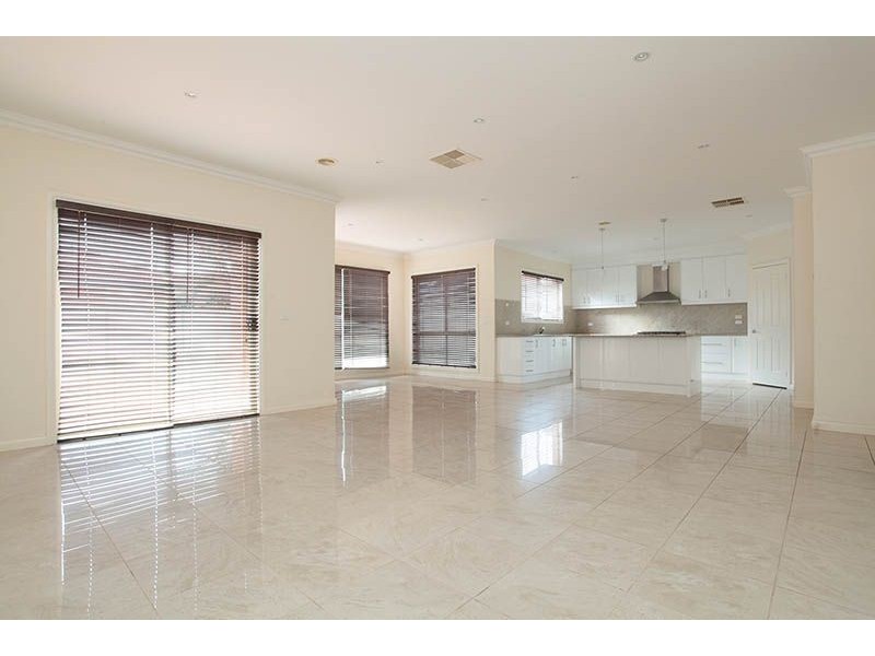 17 Furlong Road, Cairnlea VIC 3023