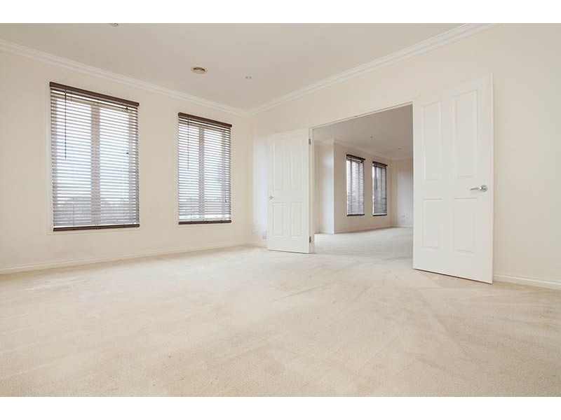 17 Furlong Road, Cairnlea VIC 3023