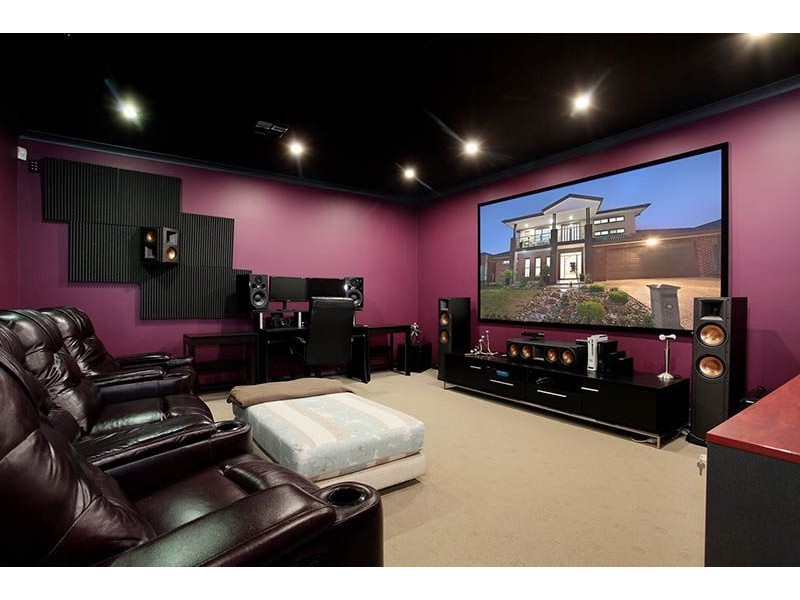 15 Muirfield Street, Deer Park VIC 3023