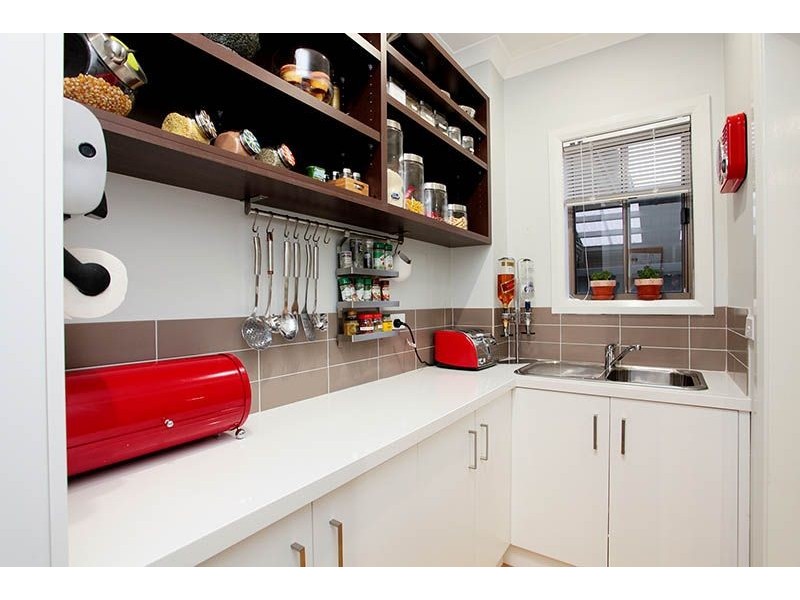 15 Muirfield Street, Deer Park VIC 3023