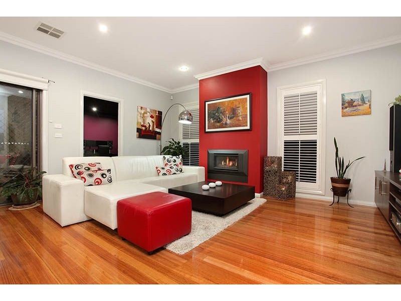 15 Muirfield Street, Deer Park VIC 3023