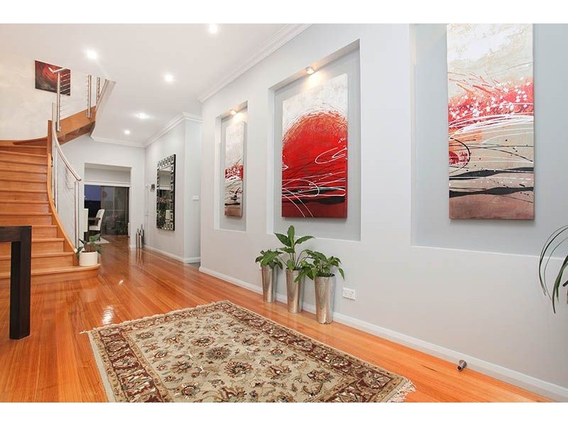 15 Muirfield Street, Deer Park VIC 3023