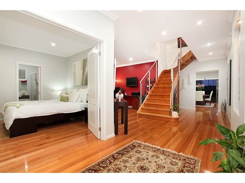 15 Muirfield Street, Deer Park VIC 3023