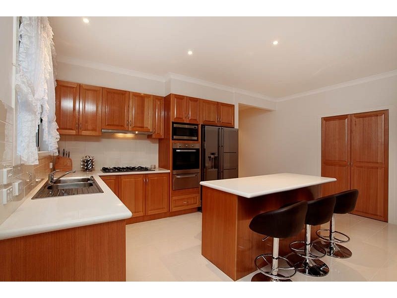 10 Appleby Loop, Derrimut VIC 3030
