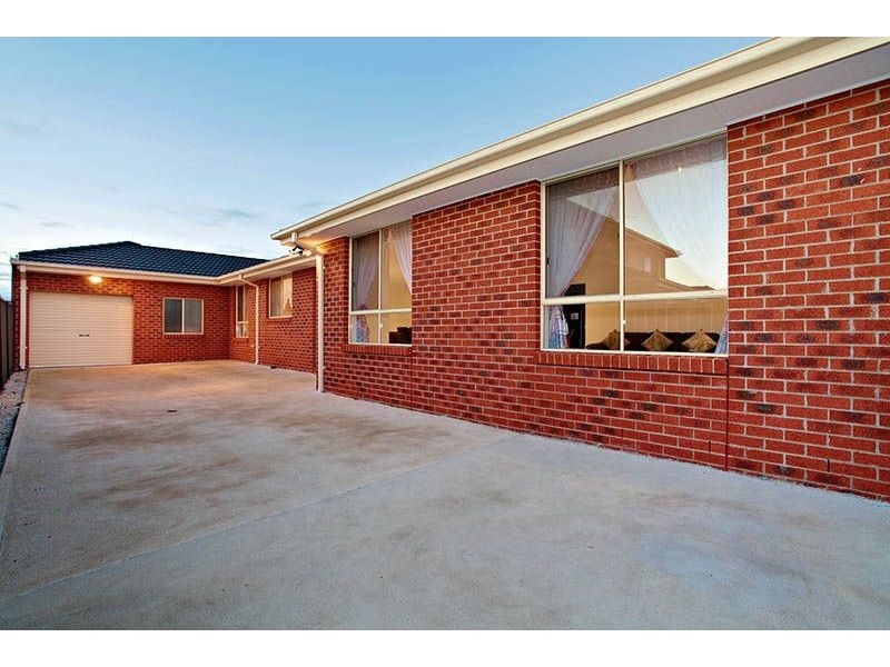 10 Appleby Loop, Derrimut VIC 3030