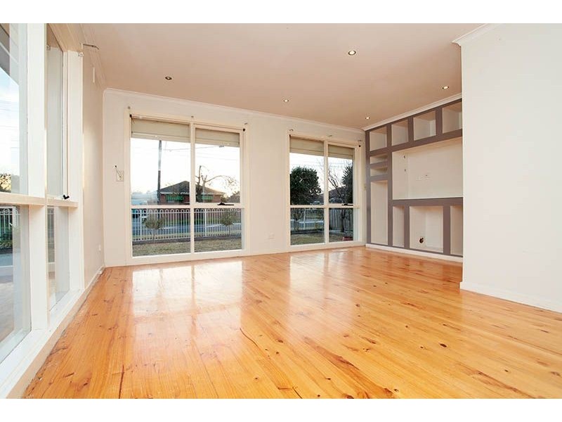 94 Tamar Drive, Deer Park VIC 3023