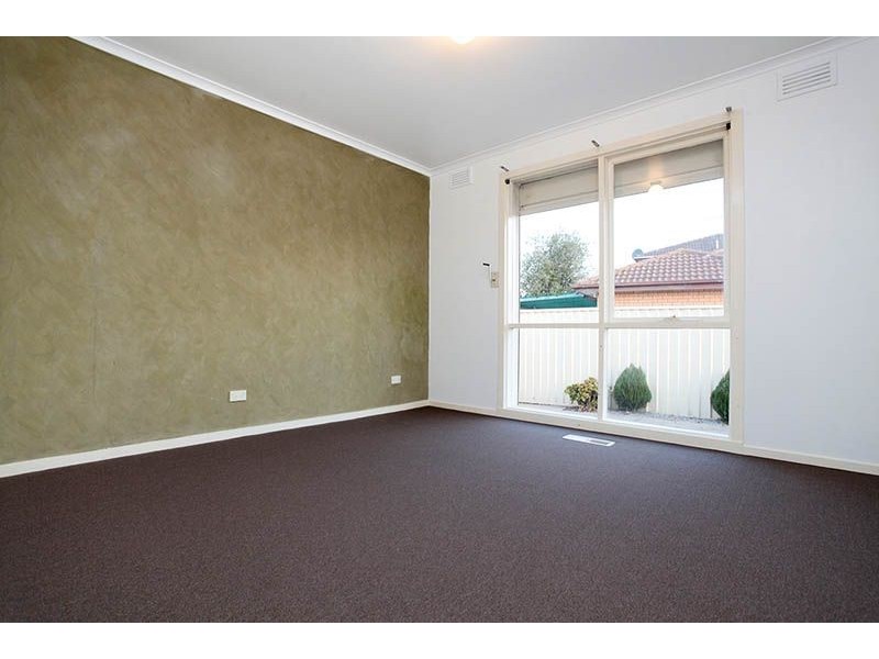 94 Tamar Drive, Deer Park VIC 3023