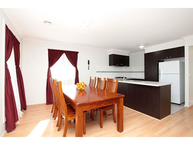 17 Meakin Way, Deer Park VIC 3023
