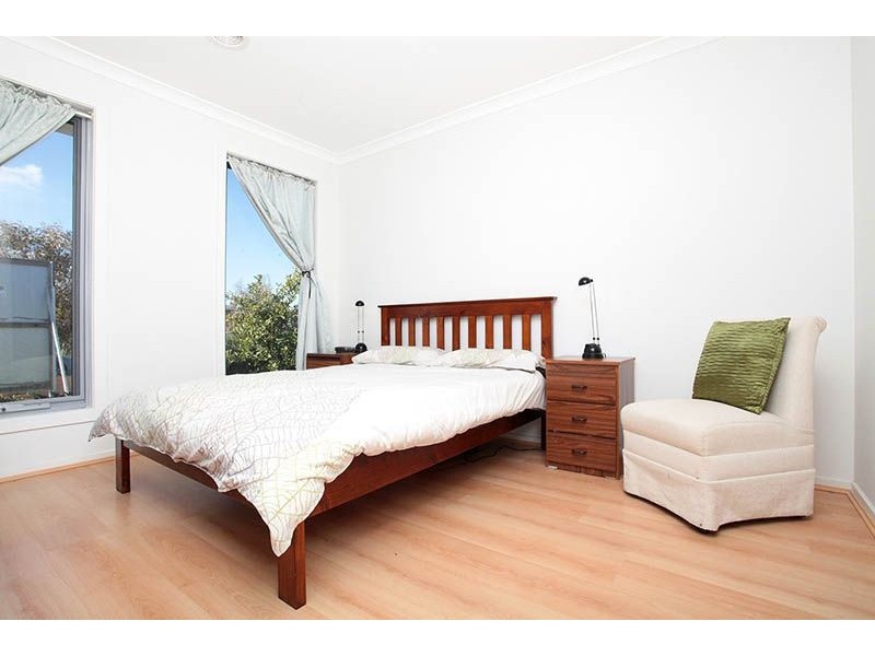 17 Meakin Way, Deer Park VIC 3023