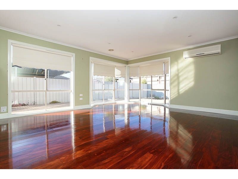 31 The Parkway, Caroline Springs VIC 3023