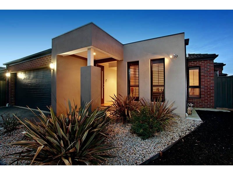 4 Grosvenor Crescent, Derrimut VIC 3030