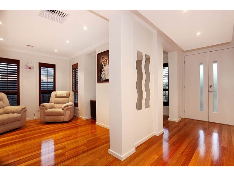 4 Grosvenor Crescent, Derrimut VIC 3030