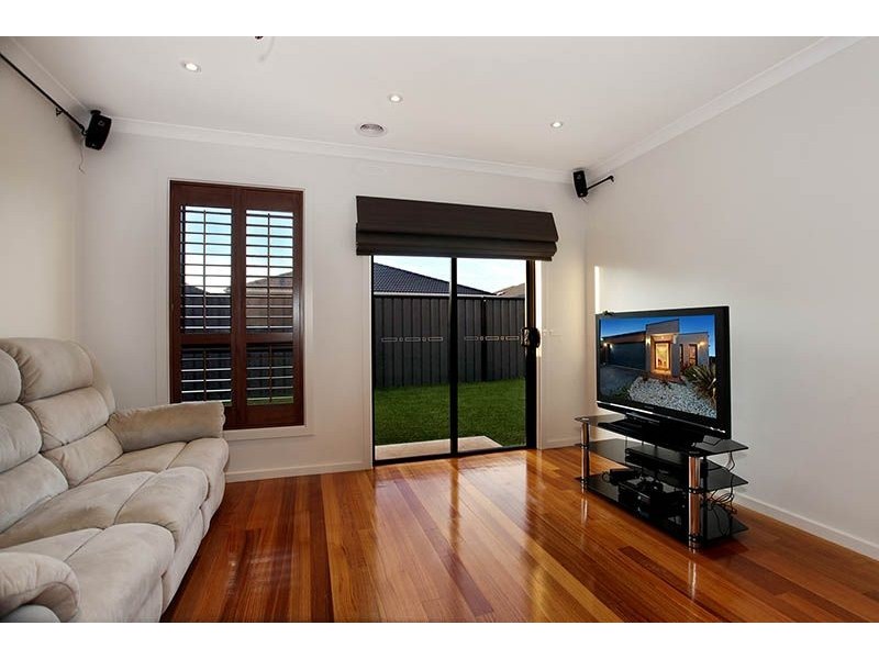 4 Grosvenor Crescent, Derrimut VIC 3030