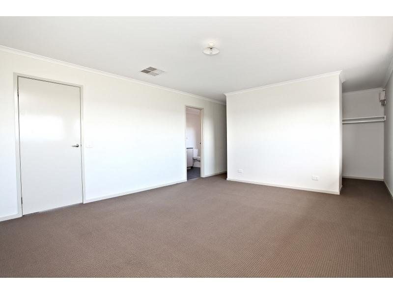 4 Southsea Avenue, Derrimut VIC 3030