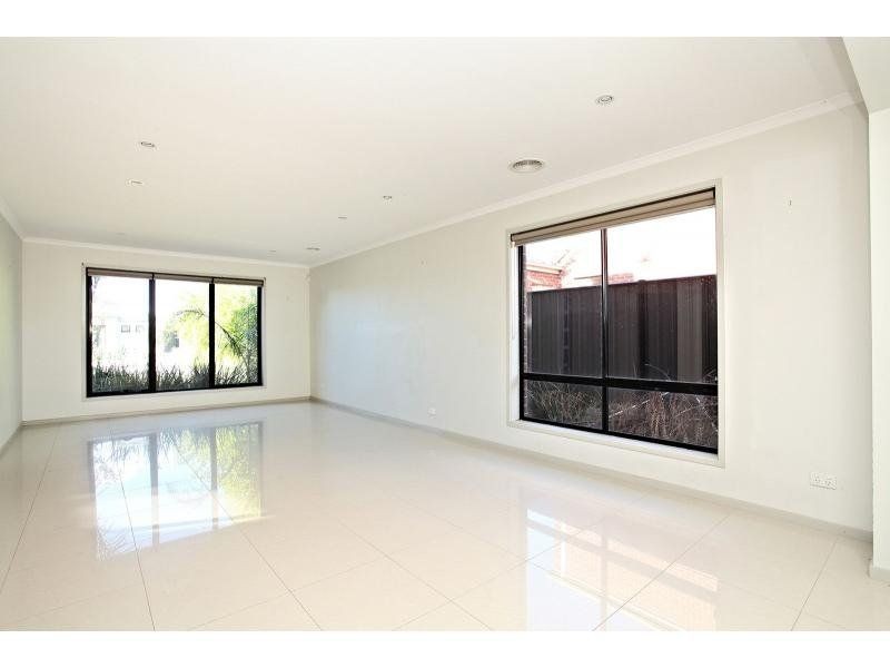 4 Southsea Avenue, Derrimut VIC 3030