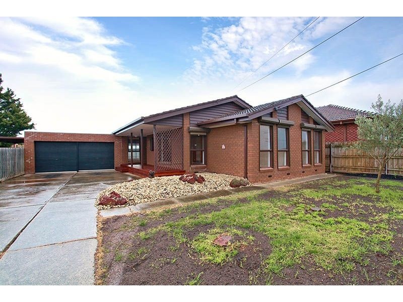 81 Oakwood Road, Albanvale VIC 3021