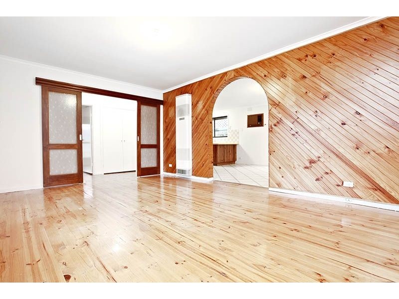 81 Oakwood Road, Albanvale VIC 3021