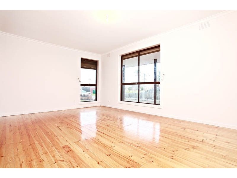 81 Oakwood Road, Albanvale VIC 3021