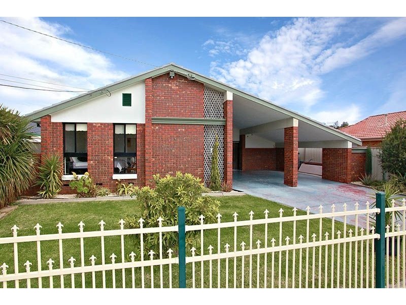 23 Tarlee Drive, Albanvale VIC 3021