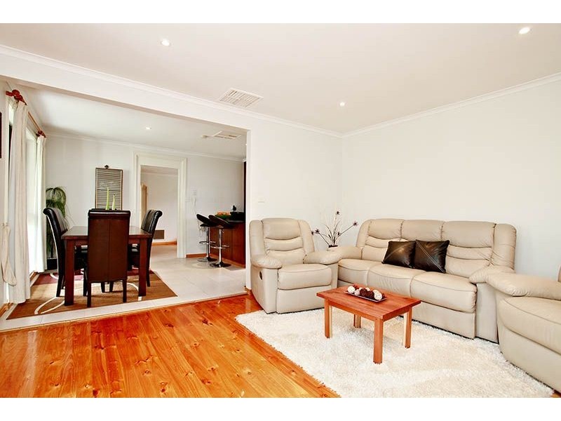 23 Tarlee Drive, Albanvale VIC 3021