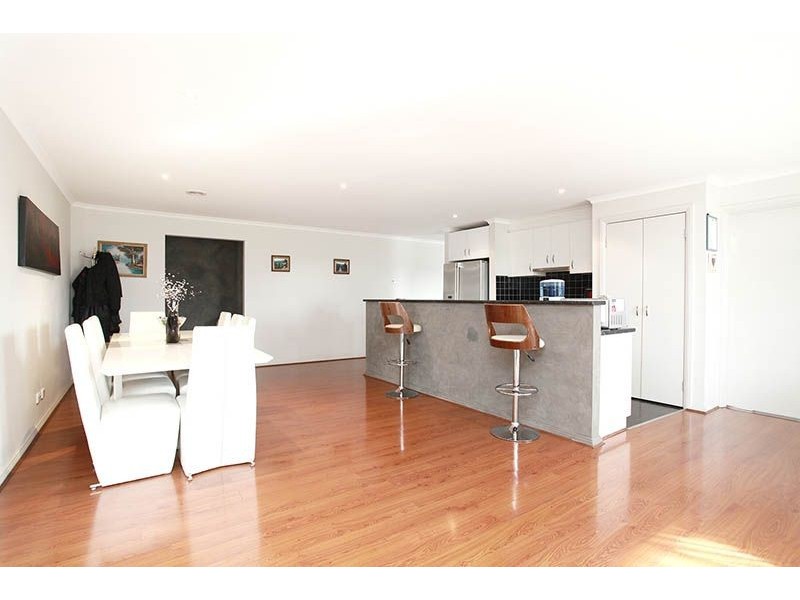 14 Greenstead Way, Cairnlea VIC 3023