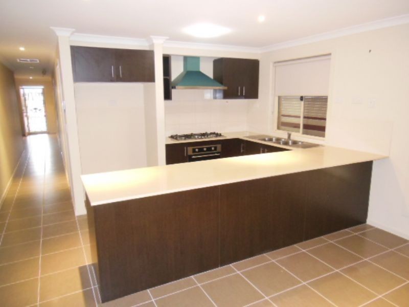 20 Longfield Way, Deer Park VIC 3023